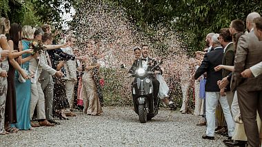 Видеограф Carlos Tamanini, Флоренция, Италия - “Cinematic Tuscany Wedding Film | Roxie & Matthew”, аэросъёмка, свадьба, событие, шоурил