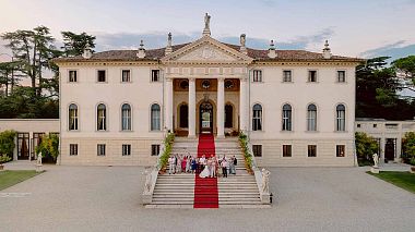 Видеограф Ideavisual photo + video, Венеция, Италия - Wedding at Villa Cariola Venetia Villa in Italy, аэросъёмка, лавстори, свадьба, событие