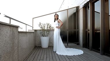 来自 马德里, 西班牙 的摄像师 Elena  CH Photo & Video - Trailer Lili & Nacho, marzo 2019, Hotel Miguel Ángel, drone-video, engagement, event, musical video, wedding