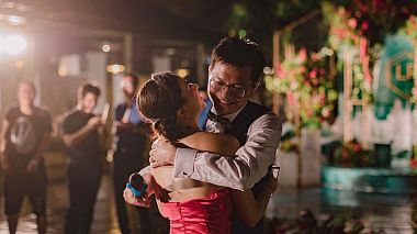 Videographer Ade @LovingTime Production from Canton, Chine - 「就算大雨让这座城市颠倒，我会给你怀抱 」·婚礼快剪丨 LovingTime Production, wedding