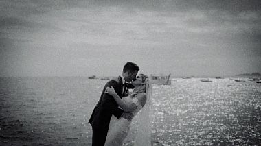 Filmowiec CROMOFILMS production z Neapol, Włochy - Maggie & Jeff || 60s', SDE, engagement, wedding