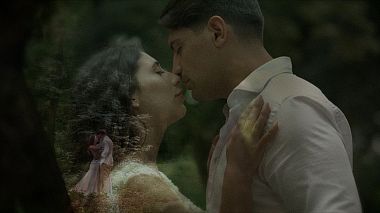 Videógrafo CROMOFILMS production de Nápoles, Itália - | I  C A R R Y  Y O U R  H E A R T  W I T H  M E |, engagement, wedding