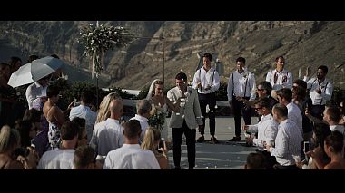Видеограф Vasileios Tsirakidis, Тира, Греция - Doves in Love | Jess & Jamie wedding in Santorini, аэросъёмка, лавстори, музыкальное видео, свадьба, событие