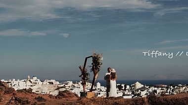 Видеограф Vasileios Tsirakidis, Тира, Греция - Amazing Elopement in Santorini | Tiffany & Lester, аэросъёмка, лавстори, музыкальное видео, свадьба, событие