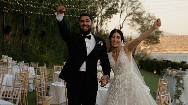 Видеограф Vasileios Tsirakidis, Тира, Греция - Enchanting Destination Wedding in Athens |Carolain & Ali's Island Art & Taste, аэросъёмка, свадьба, событие