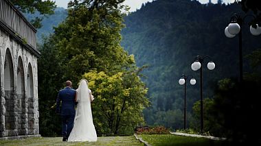 Videografo Mick Threlfall da Manchester, Regno Unito - Ben & Nicole: Lake Bled wedding film by MoviArt Films, wedding