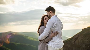 Видеограф Dmitriy Vlasenko, Красноярск, Русия - Love in the mountains, SDE, drone-video, engagement, wedding