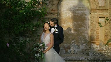 来自 雷焦艾米利亚, 意大利 的摄像师 Giordano  Borghi - Patricia and Juan // Castello di Celsa, Tuscany, drone-video, event, wedding