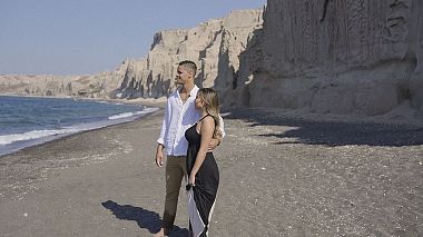 Reggio nell'Emilia, İtalya'dan Giordano  Borghi kameraman - Josephine and Benedy // Engagement in Santorini, nişan
