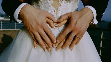 来自 那不勒斯, 意大利 的摄像师 Pino Celestino - Gianluca&Carmen, engagement, wedding