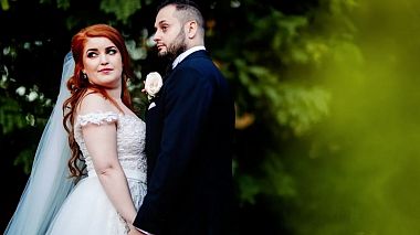 来自 加拉茨, 罗马尼亚 的摄像师 Cosmin Pavel - Sabrina & Claudiu - Their love story, wedding