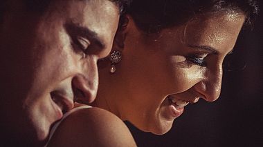 来自 里约热内卢, 巴西 的摄像师 Neurivan de Barros - Wedding Film || Mari & vinicius || Rio de Janeiro, engagement, wedding