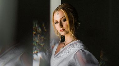 Видеограф Lights & Magic Sri Lankan Wedding Videographer, Коломбо, Шри-Ланка - Conceptual Modern Kandyan for Destination Bride, аэросъёмка, лавстори, свадьба