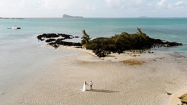 Видеограф Frame in Production, Порт-Луи, о. Маврикий - Wedding in Mauritius | Callum & Fran, аэросъёмка, лавстори, свадьба