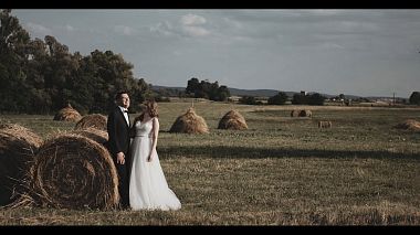 Târgu Mureș, Romanya'dan Razvan Tudor kameraman - Iancu - Cristiana, drone video, düğün, etkinlik, nişan, yıl dönümü
