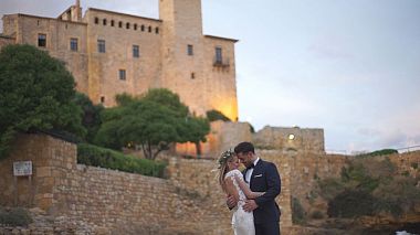 Videograf Sergio Bakker din Tarragona, Spania - Jamie & Carles - El destino // Boda en el Castell de Tamarit, eveniment, filmare cu drona, logodna, nunta, umor