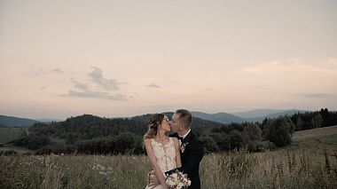 来自 别尔斯克 比亚瓦, 波兰 的摄像师 Dawid Matysek Studio - D|A Their best time in mountains, reporting, showreel, wedding