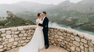 Videograf Yana Levytska din Cernăuţi, Ucraina - weddingspain, filmare cu drona, nunta