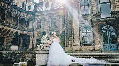 来自 卡托维兹, 波兰 的摄像师 Nastrojowe Studio Film - Wedding clip at the Moszna Castle, drone-video, engagement, event, musical video, wedding