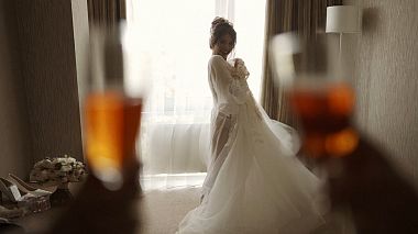 Видеограф Alexandr Byrka, Харьков, Украина - 140 frames in 128 seconds. Wedding of Vadim and Alina, аэросъёмка, свадьба