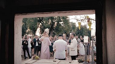 Βιντεογράφος Giuseppe Ladisa από Ρώμη, Ιταλία - Wedding Theme? Bacco!, drone-video, event, reporting, wedding