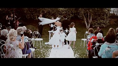 来自 巴里, 意大利 的摄像师 Luca De Nicolo - La figlia del dottore, SDE, drone-video, engagement, wedding