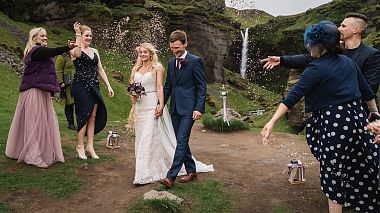 Видеограф Daniel Notcake, Тель-Авив, Израиль - Wedding in Iceland Video - Elopement Jurgis and Emily, аэросъёмка, бэкстейдж, лавстори, свадьба