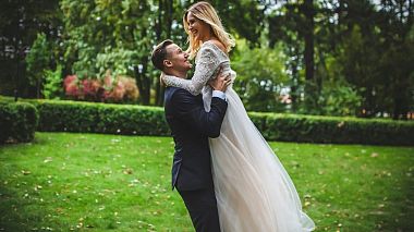 来自 华沙, 波兰 的摄像师 Damian Żurawski  for wedding - Monika i Marcin Gomułkowie - BEST WEDDING FILM, engagement, wedding