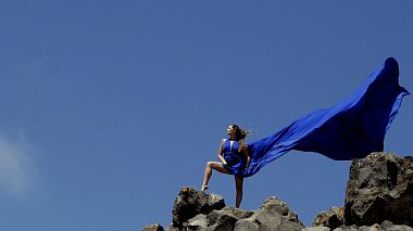 Santorini, Yunanistan'dan Fotis Kapetanakis kameraman - Flying Dresses | The Experience, Kurumsal video, kulis arka plan, raporlama, reklam
