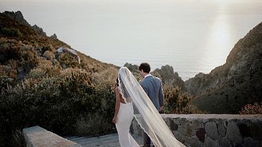 Filmowiec Gabriele Crisafulli z Mesyna, Włochy - Romances • Daniele & Gabriella//Lipari’s Island, drone-video, engagement, event, reporting, wedding