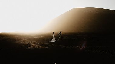来自 拉斯帕尔马斯-大加那利, 西班牙 的摄像师 Yes Films - Elopement on Lanzarote, Canary Islands - Feifei and Hao, wedding