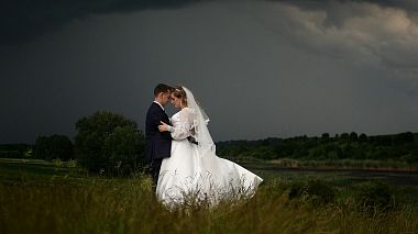 Videógrafo vasil zhaborovskiy de Kiev, Ucrânia - Dima+Julia_wedding_story, engagement, wedding