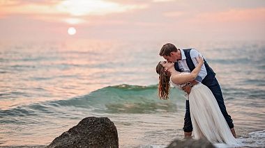 Videografo Infinite Moments da Santorini, Grecia - Vaggelis & Efi, Wedding Video Clip, drone-video, engagement, musical video, wedding