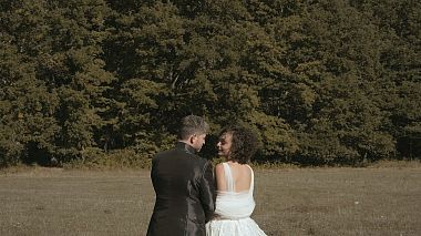 Videógrafo Piero Calvarese de Avezzano, Italia - Sara + Michelangelo, anniversary, backstage, engagement, event, wedding