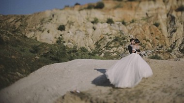 来自 布加勒斯特, 罗马尼亚 的摄像师 Timotei Jinar - Vlad + Tamara, wedding