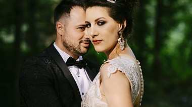 Videografo Camera Hiking da Bucarest, Romania - Ionela & Gjergji-wedding highlights, wedding