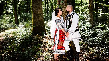 Filmowiec Camera Hiking z Bukareszt, Rumunia - Veronica & Laurentiu- Wedding highlights, wedding