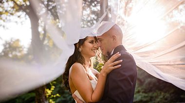 Videograf Camera Hiking din București, România - Irina & Robert - Wedding highlights, nunta