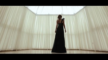 Filmowiec Валерий Георгиян z Czerniwice, Ukraina - Natalia Tausher - Exclusive Dresses, advertising