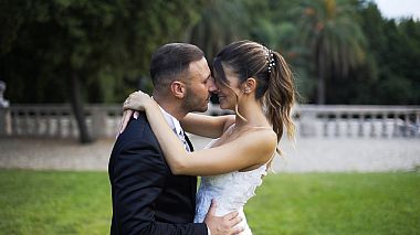 Videograf MDM Wedding Videography din Genova, Italia - Vanessa & Leonardo :: Villa Lo Zerbino, Genova, filmare cu drona, logodna, nunta