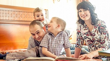 Videographer SmileFilm Studio from Oulianovsk, Russie - FamilyMagic, baby, engagement