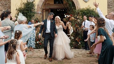 Filmowiec Daniele Donati Films z Ankona, Włochy - Getting Married at Casa Bruciata, Umbria, wedding