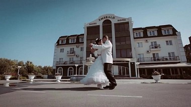 Videographer Михаил Пенюк from Togliati, Rusko - Alexander & Viktoria, wedding
