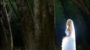 来自 斯普利特, 克罗地亚 的摄像师 Bruno Bilonić - I & D - Wedding Film / Island of Brac / Croatia, drone-video, engagement, wedding