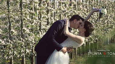 Filmowiec Marcin Kazimierski z Łowicz, Polska - Love in the spring., wedding