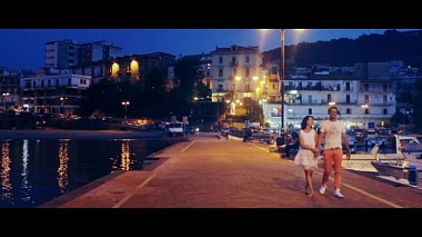 Videografo Yuliya But da Napoli, Italia - Love story Genya & Andrea, engagement