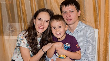 来自 车里雅宾斯克, 俄罗斯 的摄像师 Dias Erzhanov - Alexander Nataliya and Sergei Familystory, SDE, advertising, baby, reporting