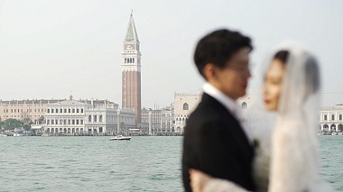 Видеограф Alba Renna, Венеция, Италия - Destination Wedding in Venice - Ca' Sagredo, musical video, wedding