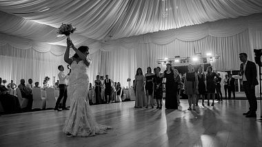 Videographer Cosmin  Bolohan đến từ Petronela & Adrian, engagement, wedding