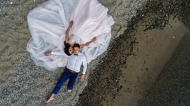 来自 莫斯科, 俄罗斯 的摄像师 Alex Yazev - "You are for me: the Sea, the Stars and the Moon", drone-video, engagement, wedding